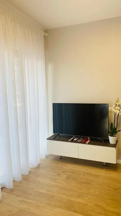 Proper Central Apartment Tirana