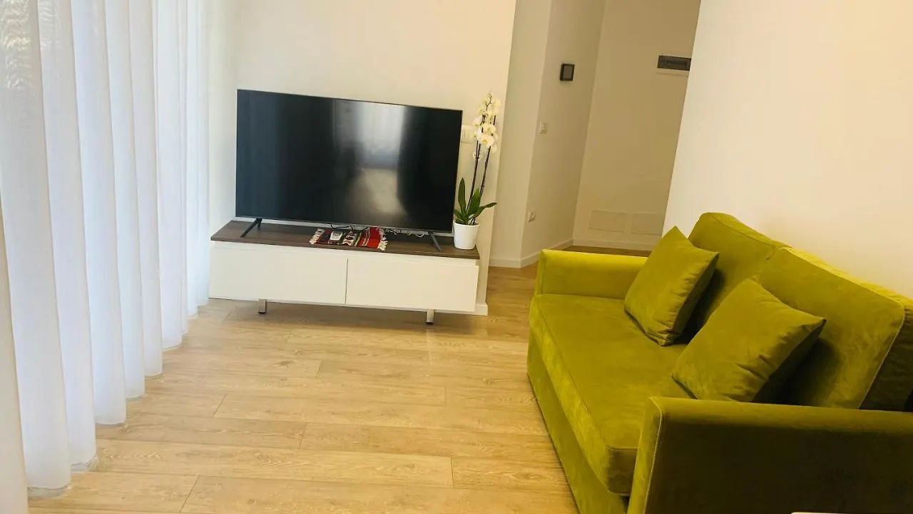 Proper Central Apartment Tirana